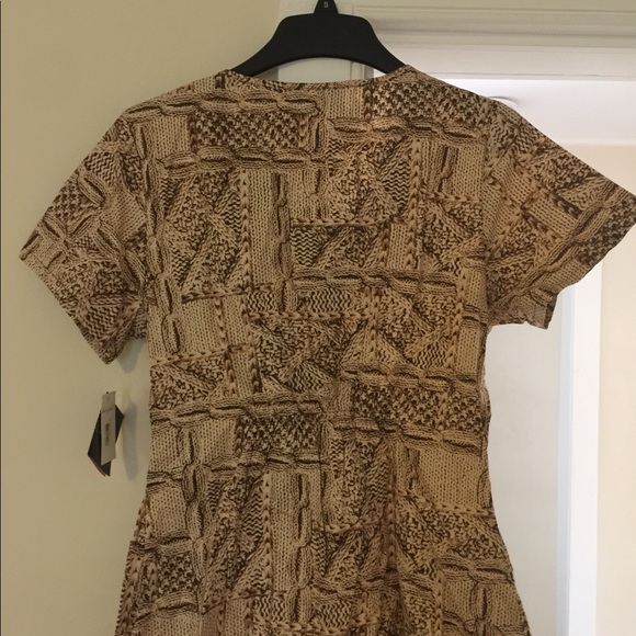 Women nursing uniform top - Picture 4 of 4